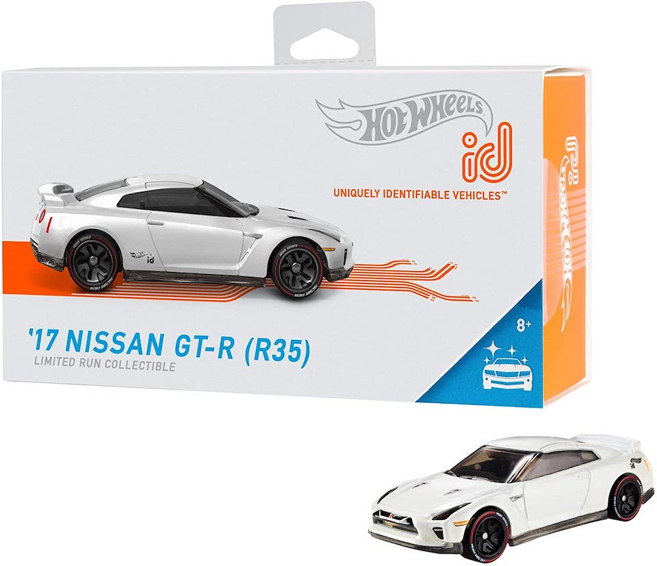 ’17 Nissan GT-R (R35) id